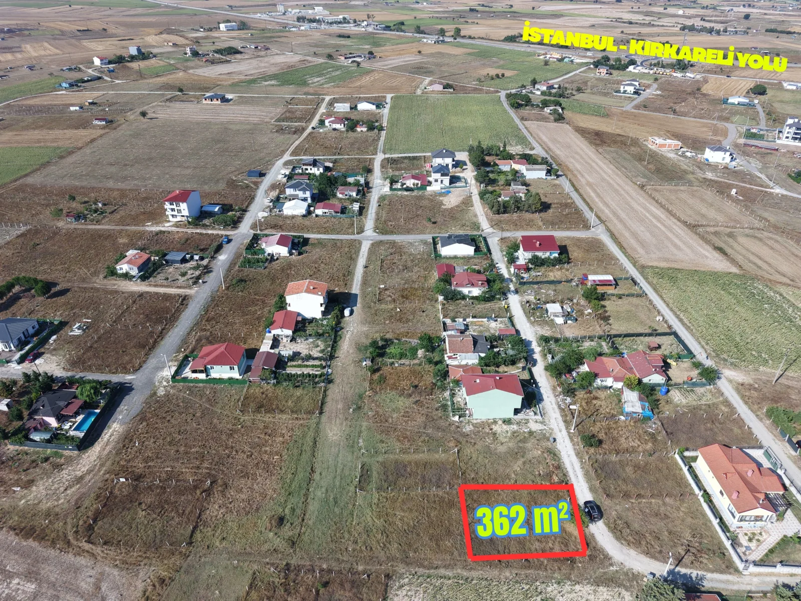 BELEDİYE PARSELLERİNDE KÖŞE BAŞI HARİKA ARSA